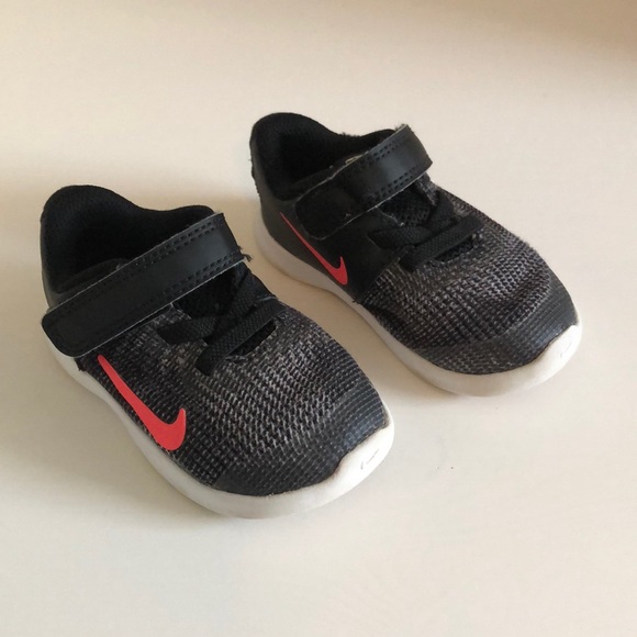 Nike Other - Toddler Nikes!